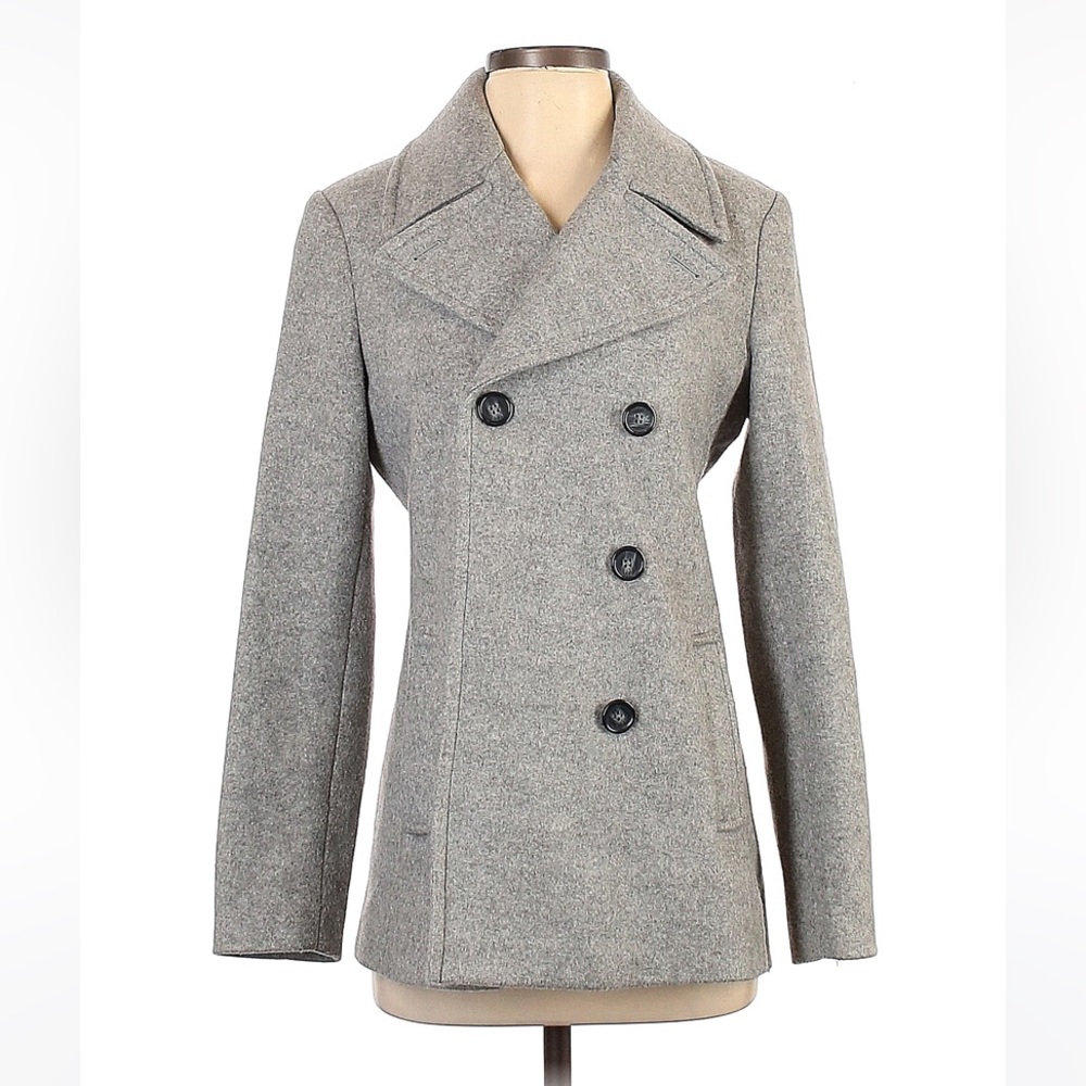 Old navy winter jacket. Size: Xs Color: Gray